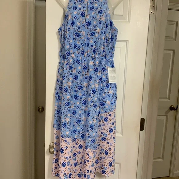 VINCE CAMUTO BLUE MULTICOLORED DRESS. SIZE- 10P - Picture 2 of 10